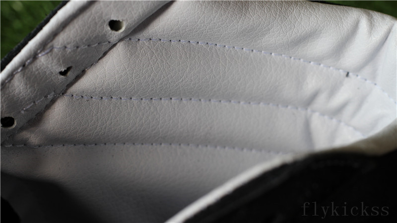 Vans Off The World Black White